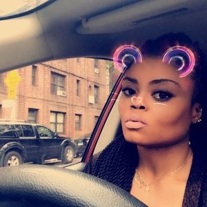 Meet your Posher, Jackie